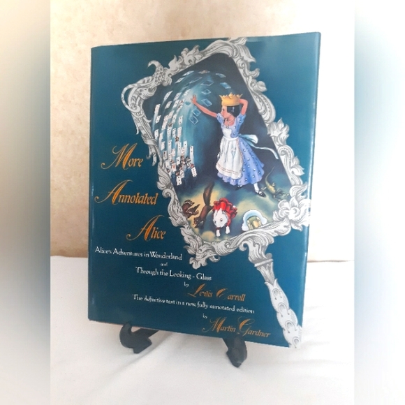 Alice in Wonderland Into the Looking Glass (Book) - Picture 1 of 17